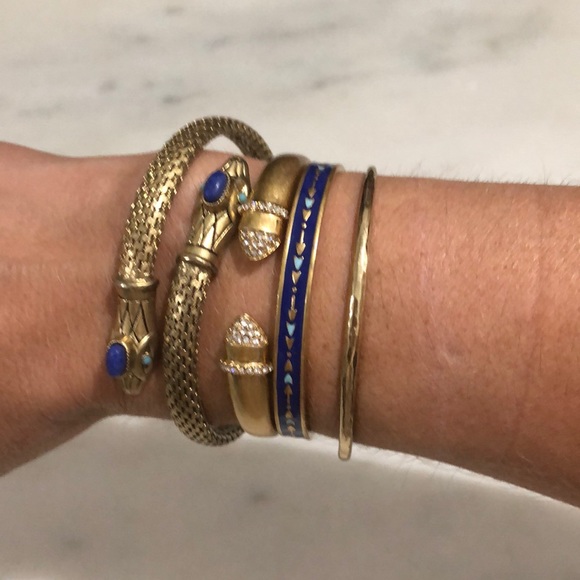 Stella & Dot serpent bracelet - Picture 2 of 3